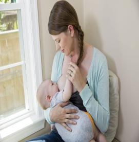 رایج ترین مشکلات دوران شیردهی - درد پستان
